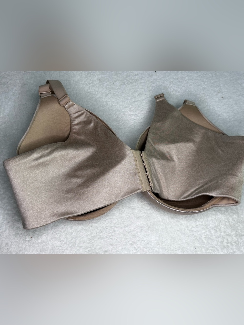 Cacique Invisible Backsmoother Bra 44DD Tan Lightly Lined Full Coverage - Picture 3 of 5